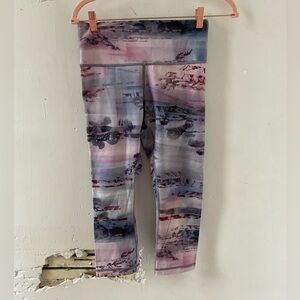 Lululemon Athletica Leggings Size 6